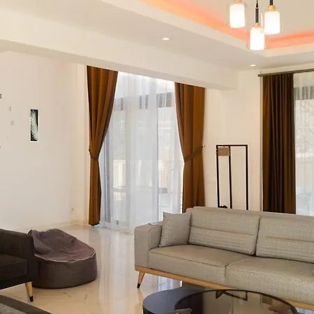 Villa Rozerin *